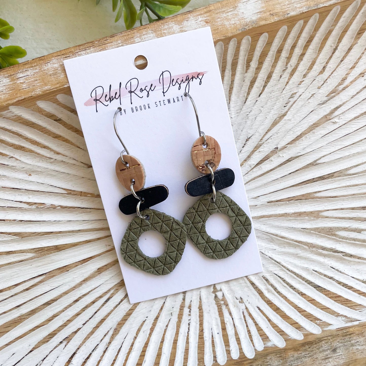 Caroline - Fall Triangle Texture