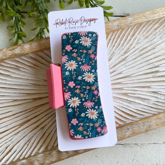 Large Daisy Claw Clip