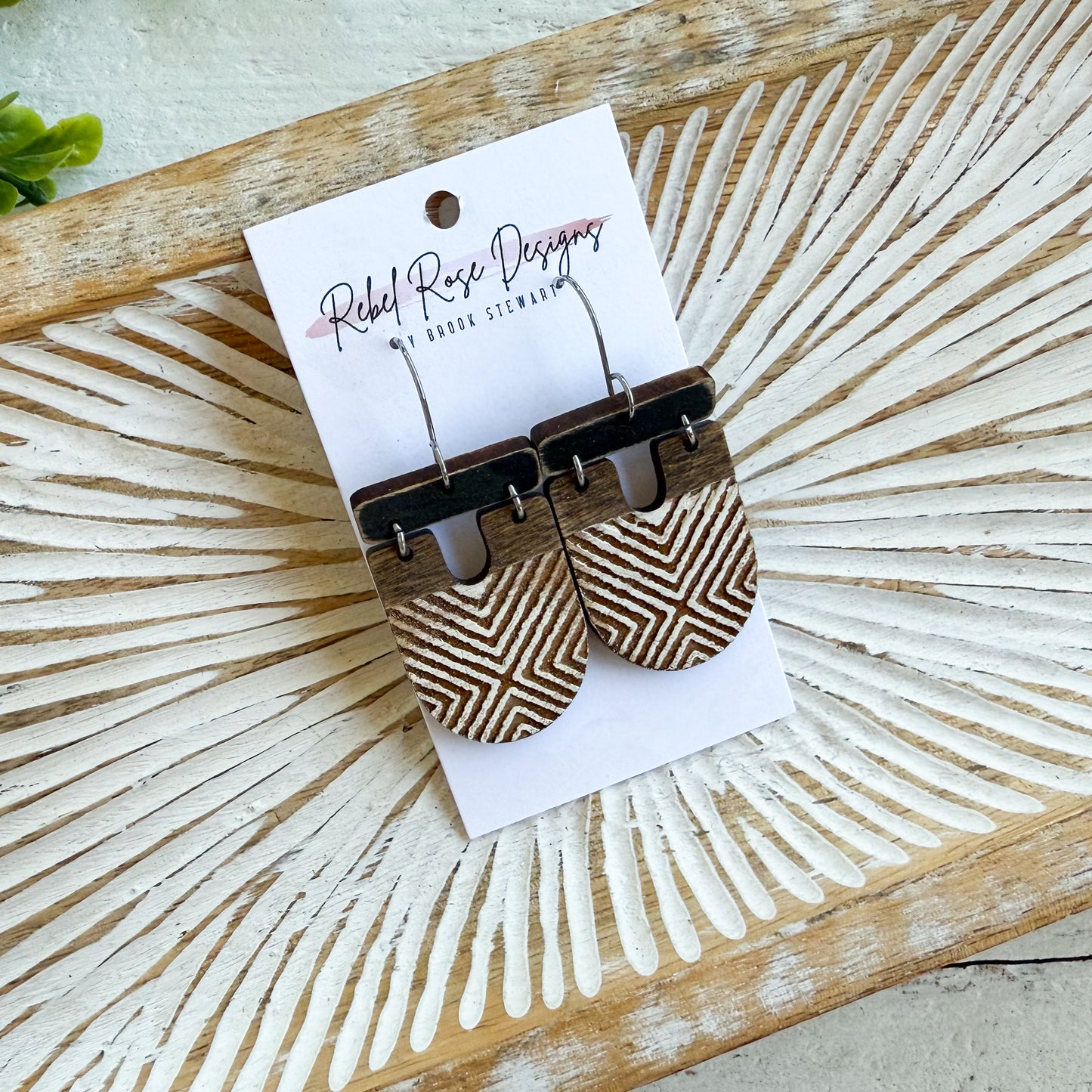 Upside Down Arch Earrings - Reverse Chevron
