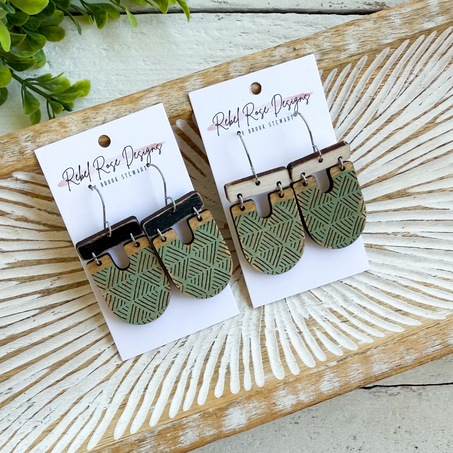 Upside Down Arch Earrings - Sideways Scallop - Green