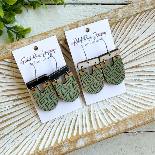 Upside Down Arch Earrings - Sideways Scallop - Green