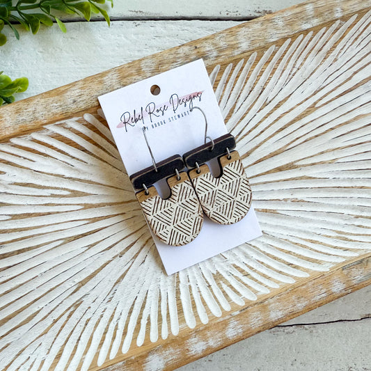 Upside Down Arch Earrings - Sideways Scallop - White